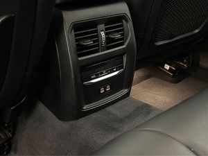 BMW 330 bild 21