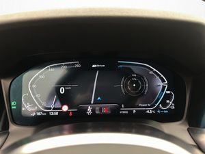 BMW 330 bild 12