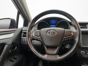 Toyota Avensis bild 13