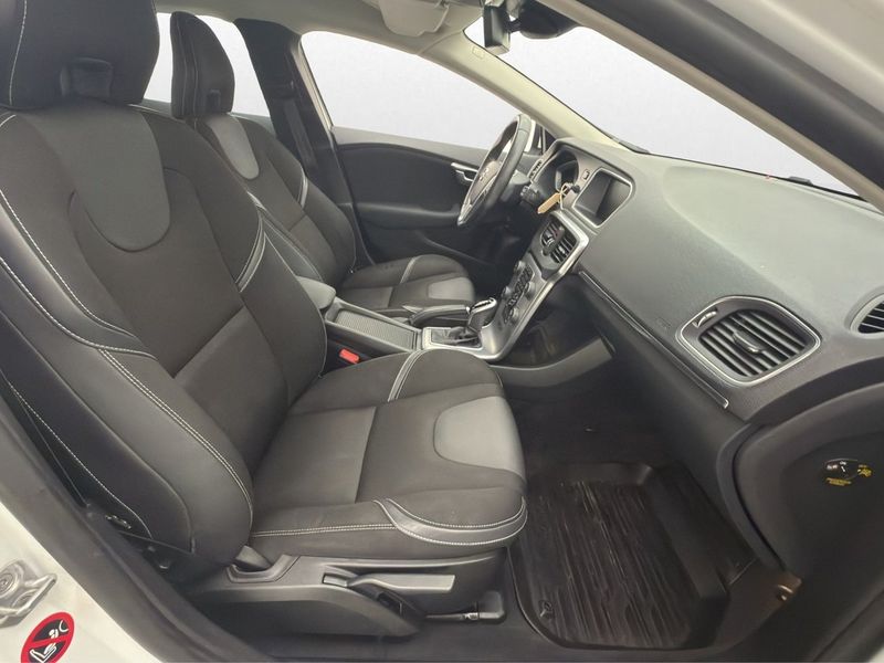 Volvo V40 bild 24