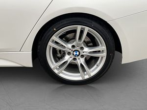 BMW 330 bild 29