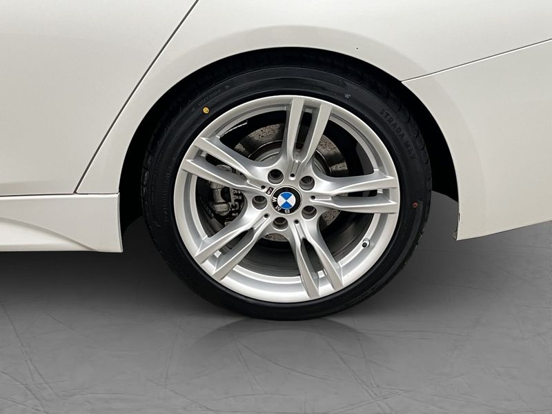 BMW 330 bild 29