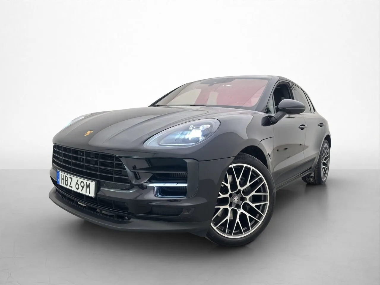 Vehicle image 32