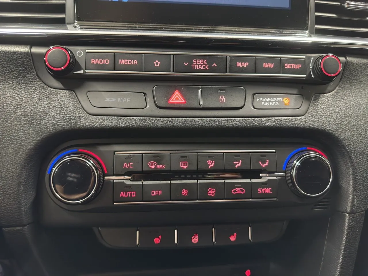 Vehicle image 24