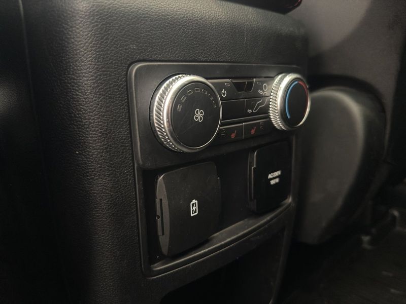 Ford Explorer bild 26