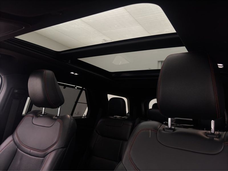 Ford Explorer bild 8