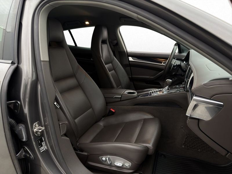 Porsche Panamera bild 26