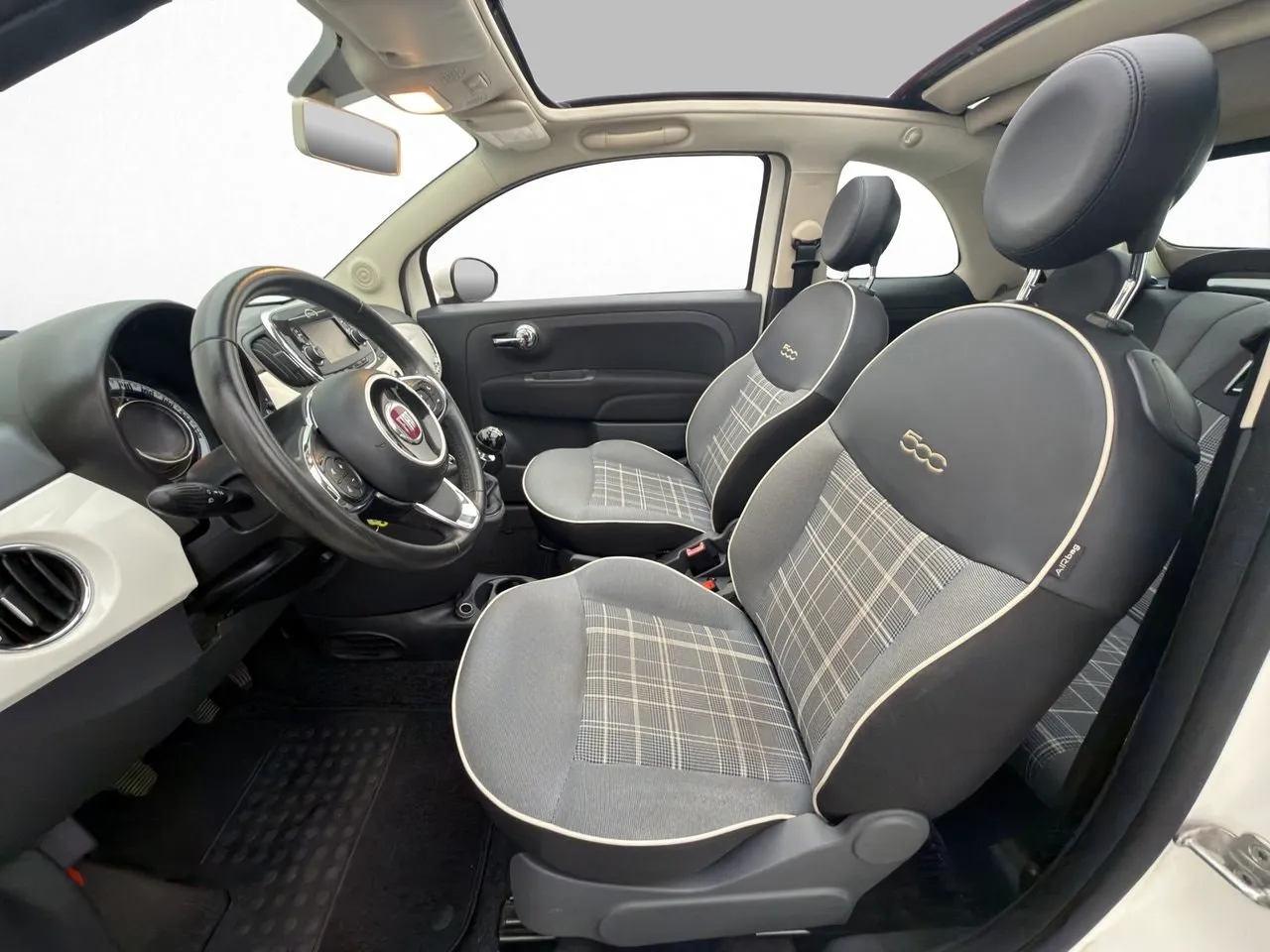 Vehicle image 10