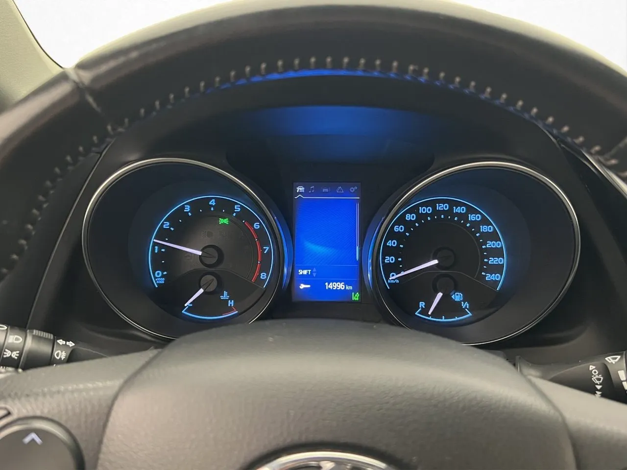 Vehicle image 14