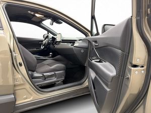 Toyota C-HR bild 26