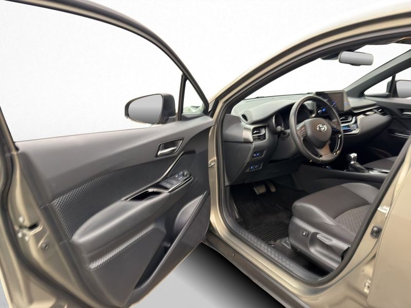 Toyota C-HR bild 10