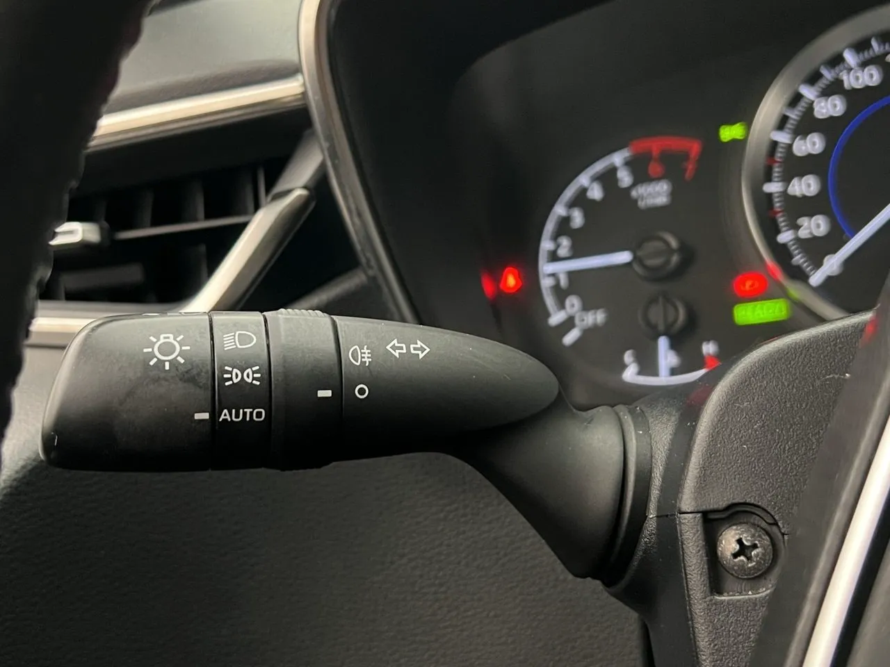 Vehicle image 30