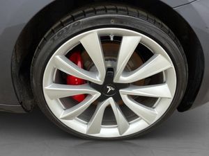 Tesla Model 3 bild 31