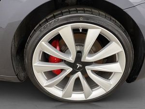 Tesla Model 3 bild 29