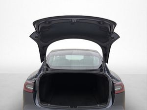 Tesla Model 3 bild 8