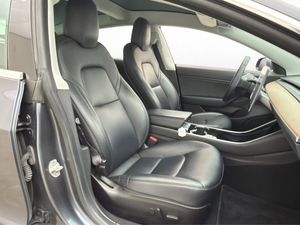 Tesla Model 3 bild 20