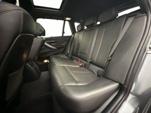 BMW 320 bild 28