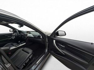 BMW 320 bild 26