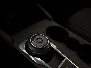 Ford Kuga bild 25