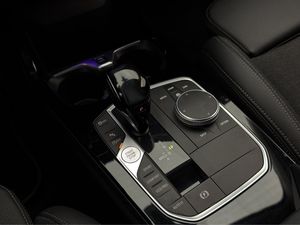 BMW 118 bild 23