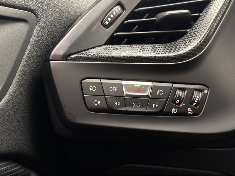 BMW 118 bild 14