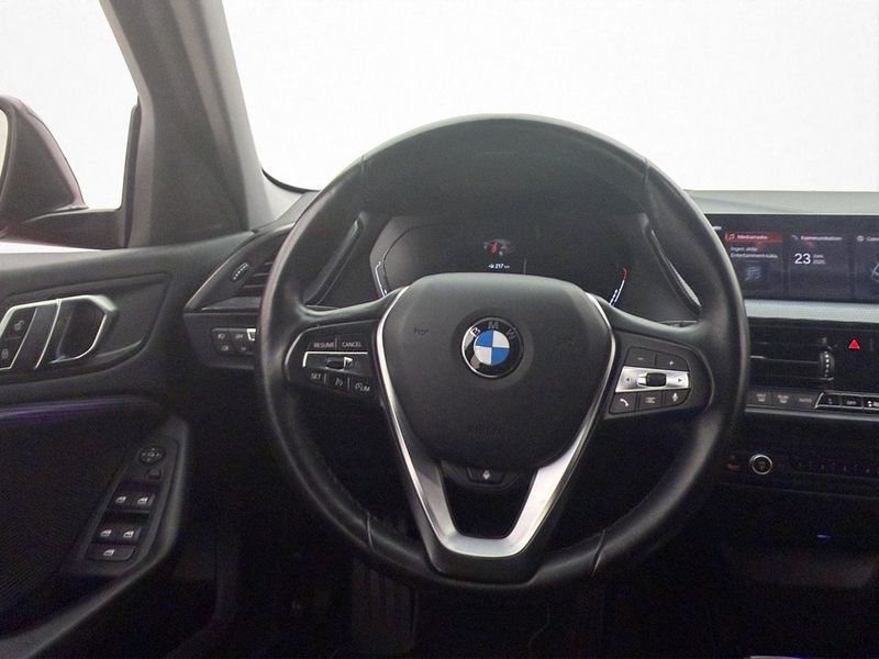 BMW 118 bild 13