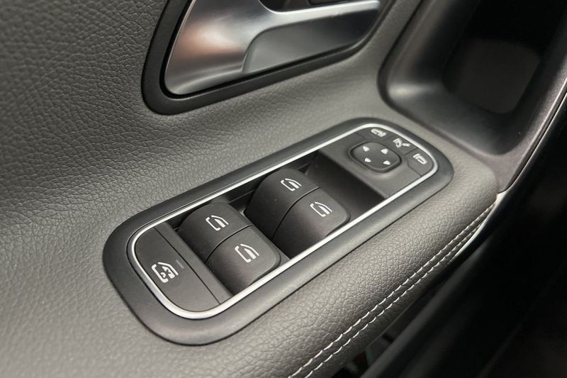 Mercedes A35 AMG bild 14