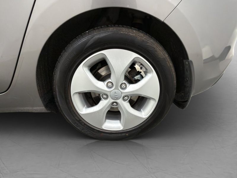 Kia Carens bild 27