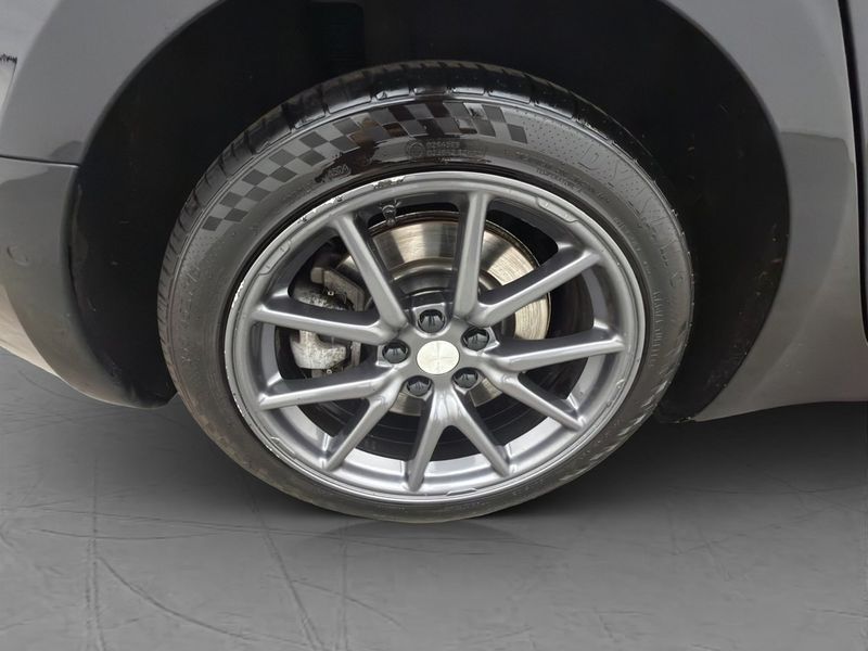 Tesla Model 3 bild 29
