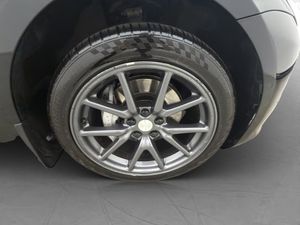 Tesla Model 3 bild 30