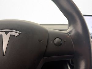 Tesla Model 3 bild 16