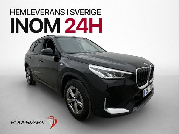 BMW X1 xDrive25e 245hk Panorama Kamera Navi Rattvärm MOMS - 2023