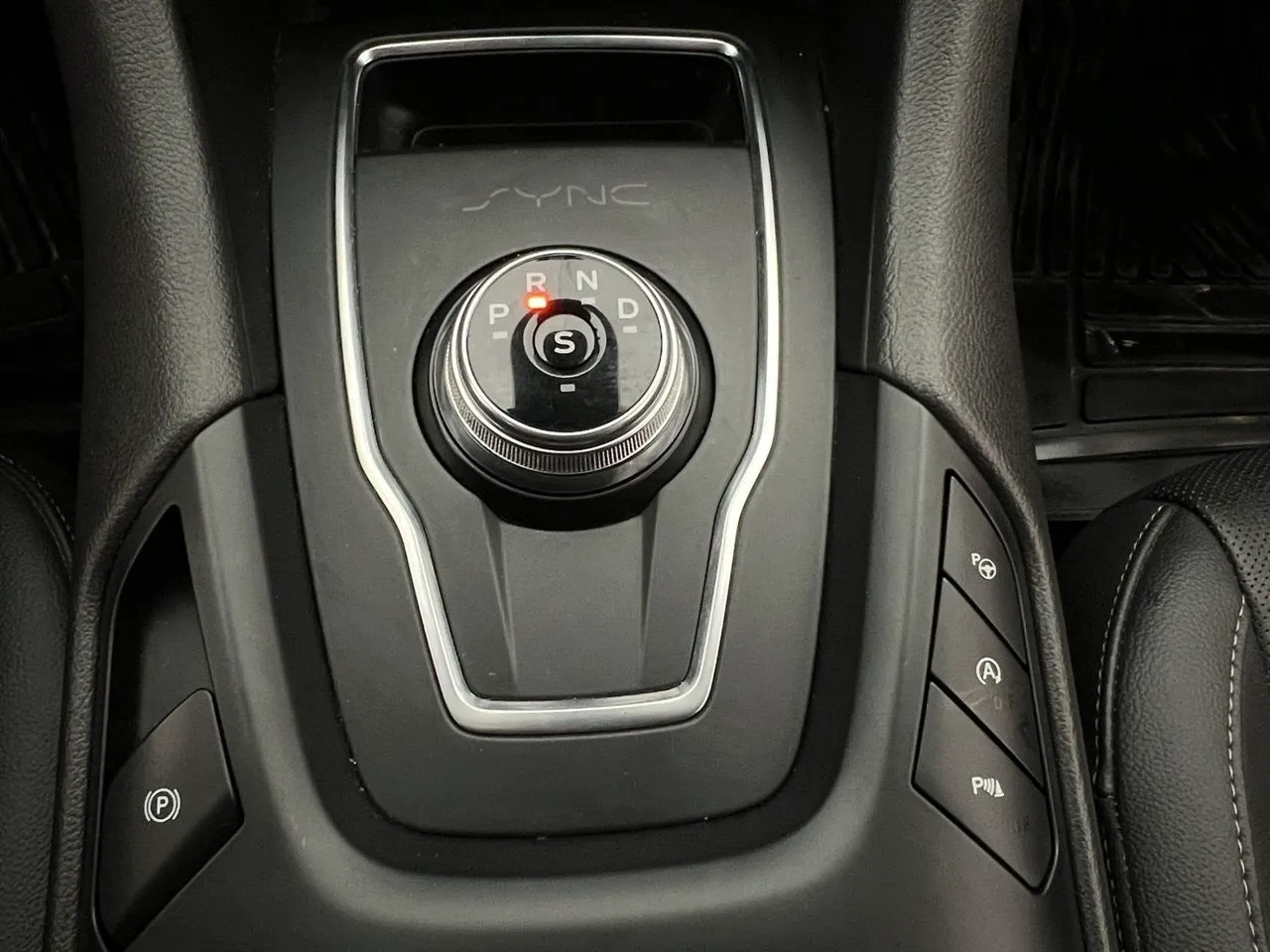 Vehicle image 24