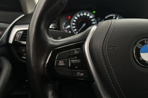 BMW 530 bild 11