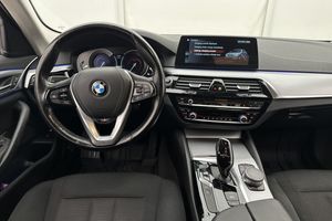 BMW 530 bild 9