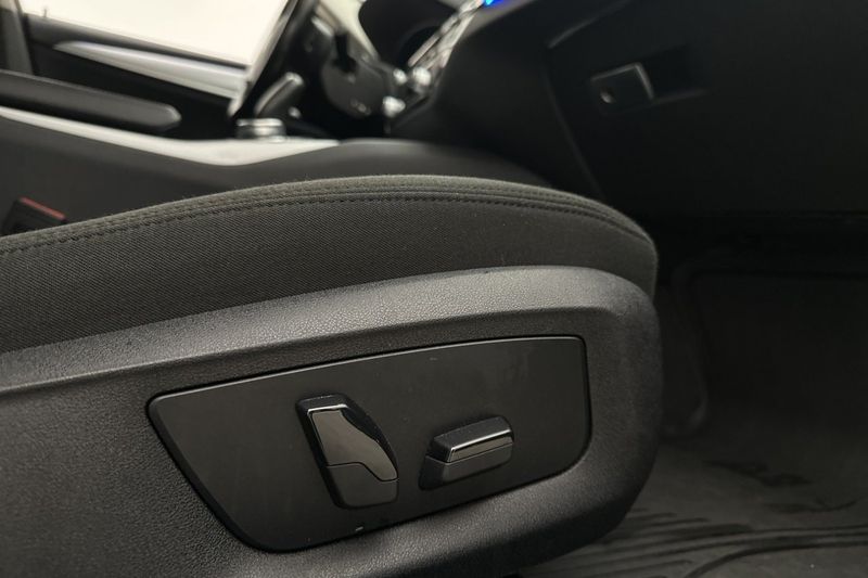 BMW 530 bild 24