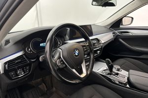 BMW 530 bild 8