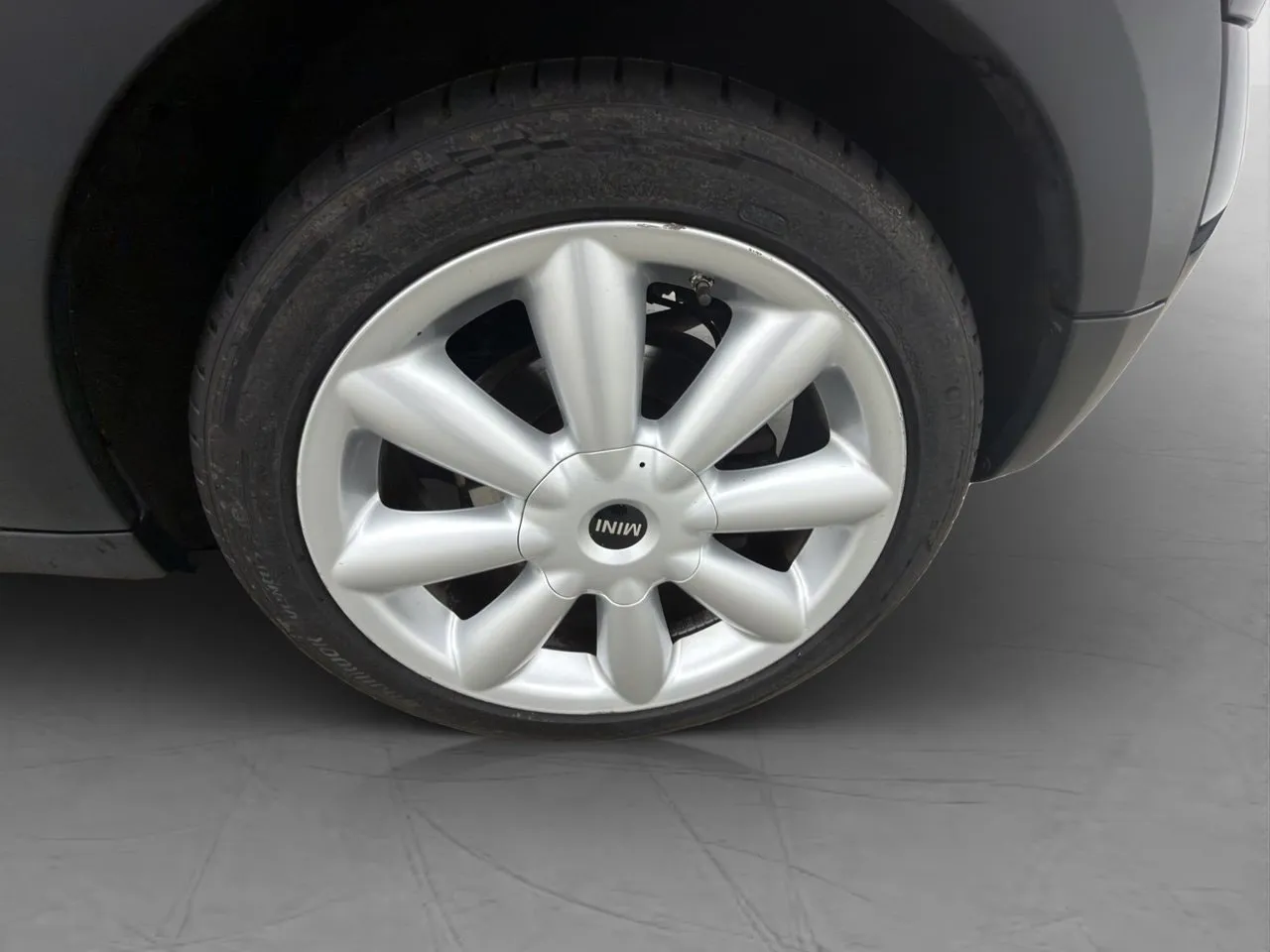 Vehicle image 31