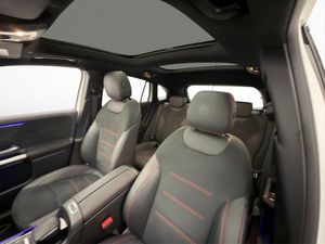 Mercedes GLA250 bild 11
