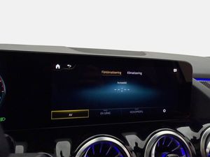 Mercedes GLA250 bild 21