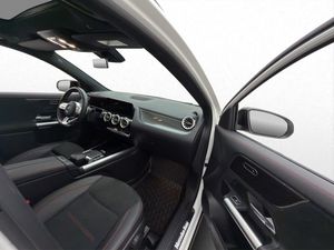 Mercedes GLA250 bild 31