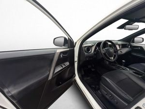 Toyota RAV4 bild 11