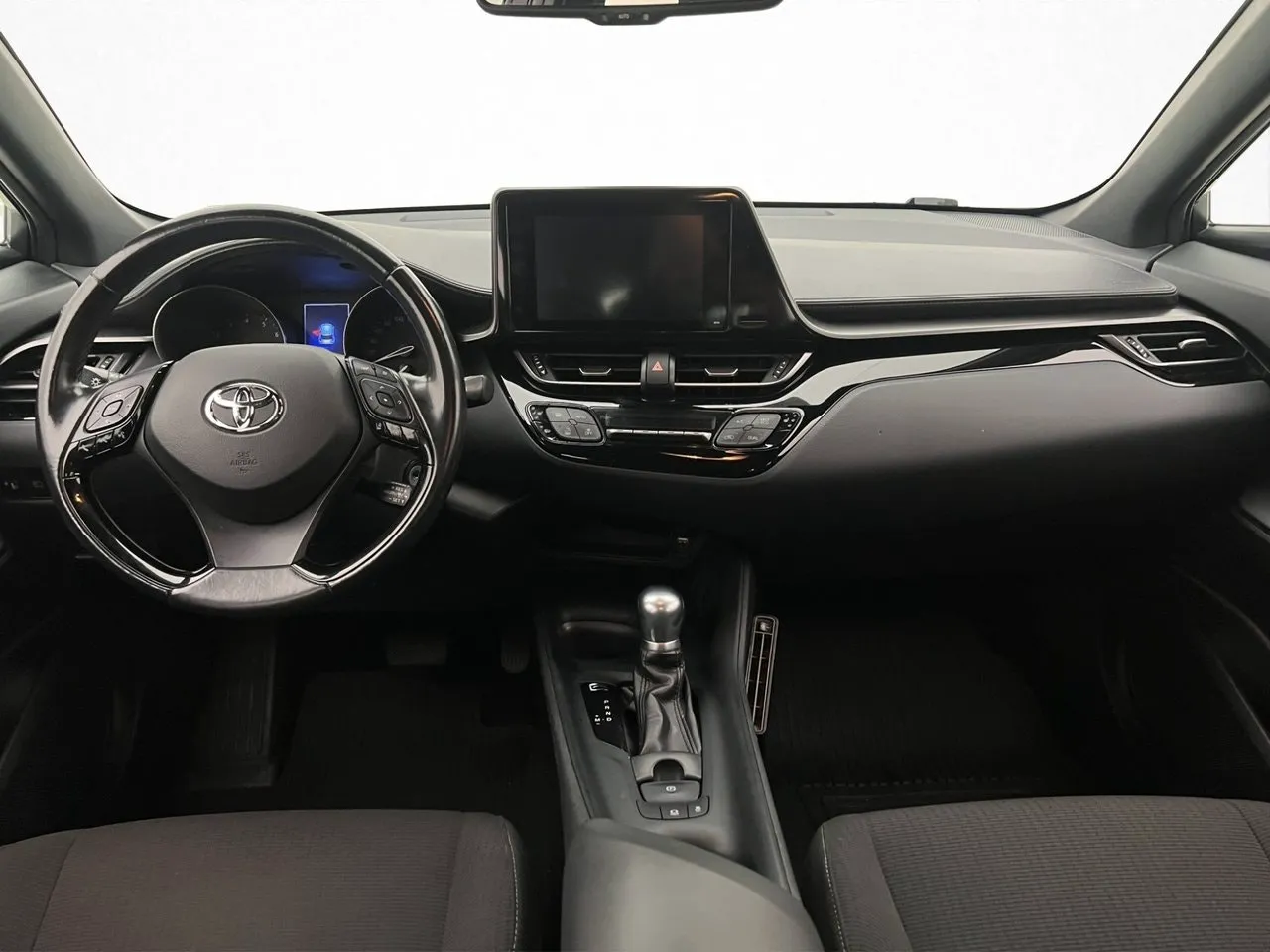 Vehicle image 9