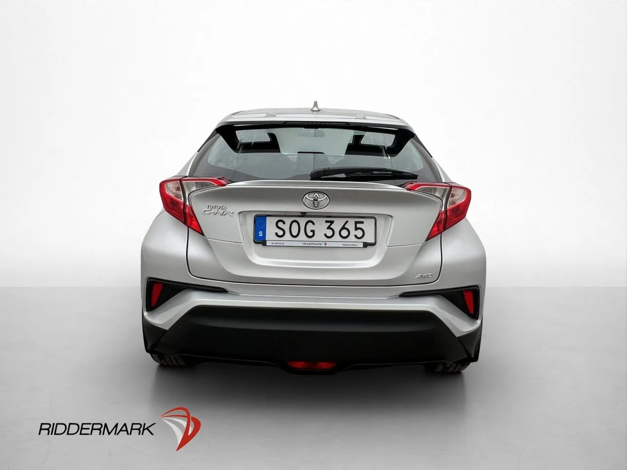 Vehicle image 6