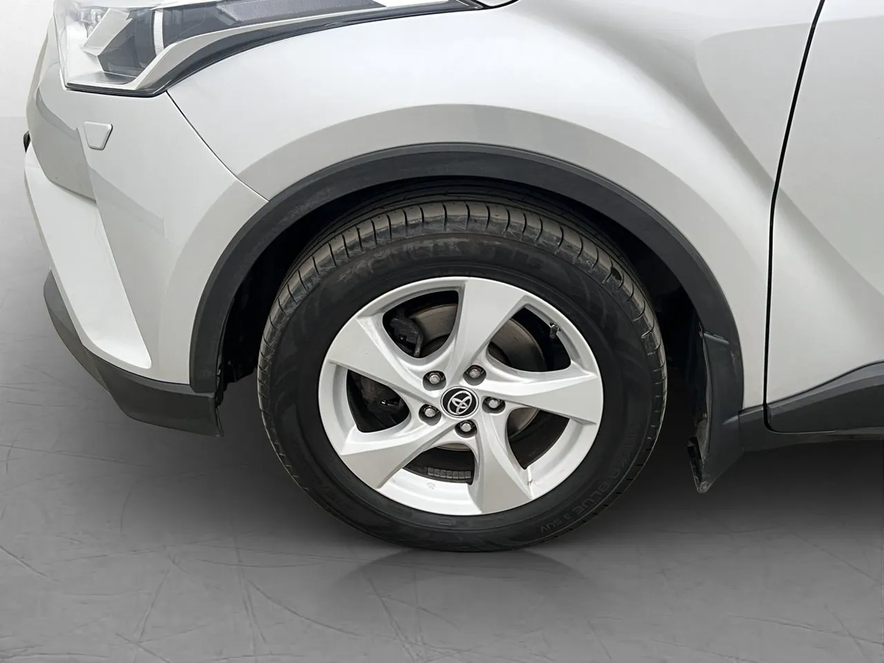 Vehicle image 22