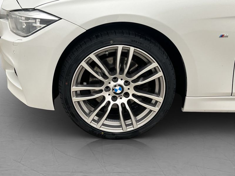 BMW 330 bild 28