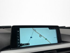 BMW 330 bild 18