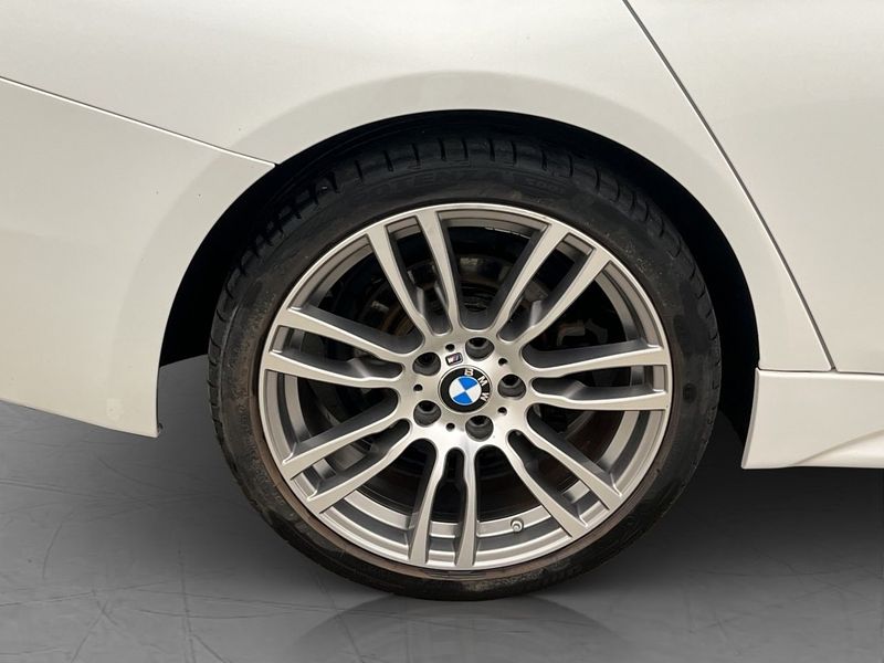 BMW 330 bild 31