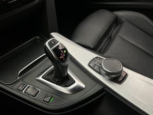 BMW 330 bild 22