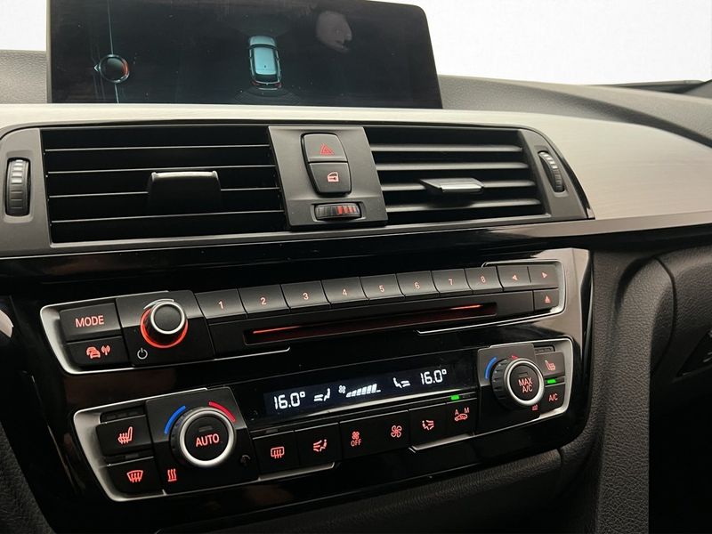 BMW 330 bild 21